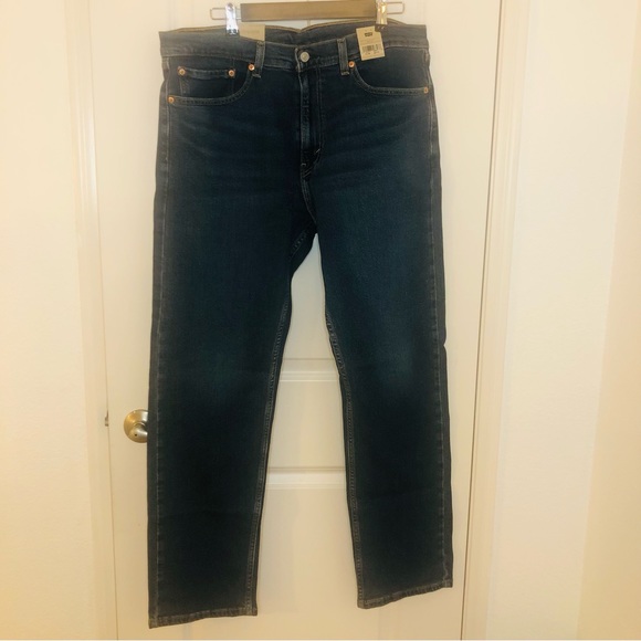 NWT New Levi’s 505 Regular Stretch, Size 36 X 33 and 34 X 32 - Picture 3 of 14